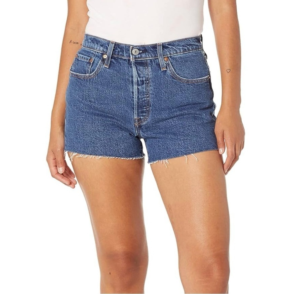 Levi’s 501 W28 (6/7) Denim Women’s Shorts High Rise Jeans Cutoffs Tiny Flaw